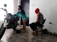 Neighbor Domination Kink