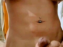 Shemale Explosive Cum