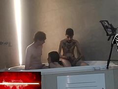 Motel Threesome Fuck