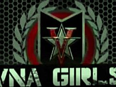 Twerking Finger Fuck