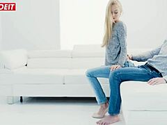 Passionate Blonde Facial