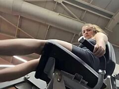 public pussy workout