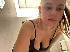 changing room squirt