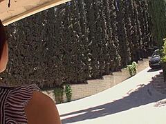  ereNa Outdoor Creampie