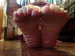 feet teasing
