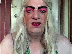 Crossdresser Craves