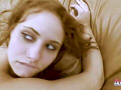 redhead pussy jizzed