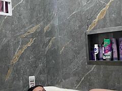 New Tub Ass Shake