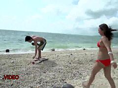 airi threesome outdoors