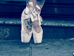 ballerina foot fetish