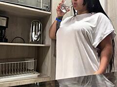 juicy hotel masturbation
