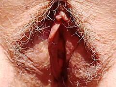 mature pussy gape