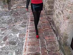 Milf Heels Strut