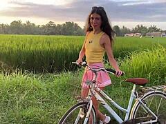 teen creampie ride