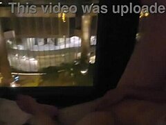 hotel window solo