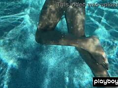 ebony milf fingering