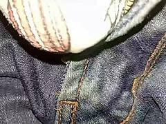 pantalon orinado orgasmo