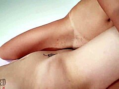 blonde brunette sexfight