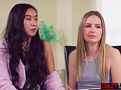 Lesbian couple fuck