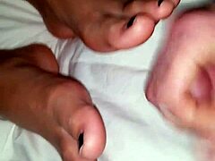 cumming on feet