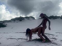 Novinha praia sex