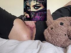 Goth girl shows pussy