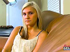 Petite Blondes Deepthroat