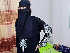 Hijabi Bhabhi Chudai