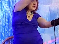 Hotwife Pussy Dance