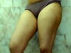 Indian Girl Bath Talk