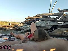 beach pussy flash